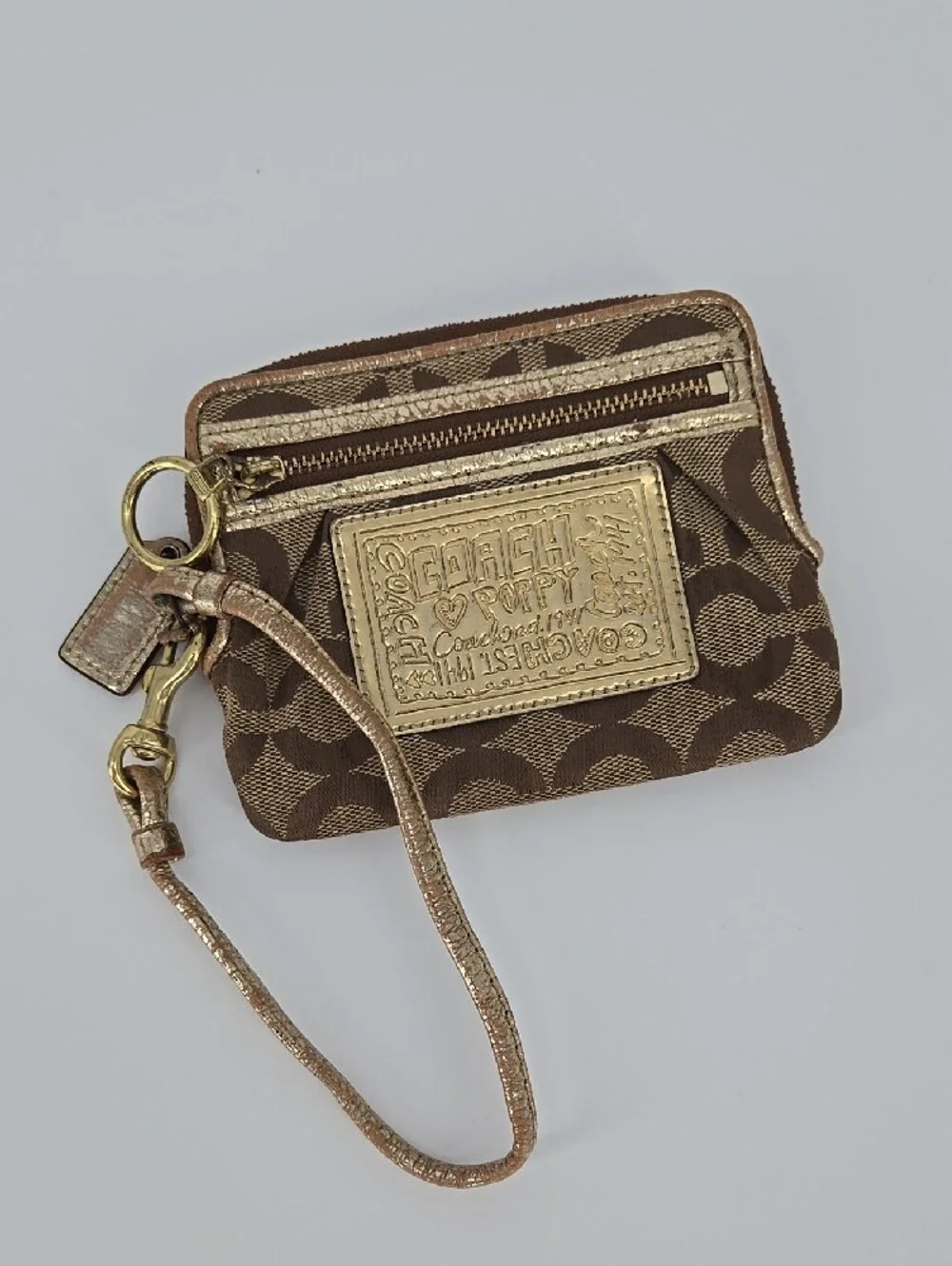 Coach ♡Poppy Wristlet Wallets For Women